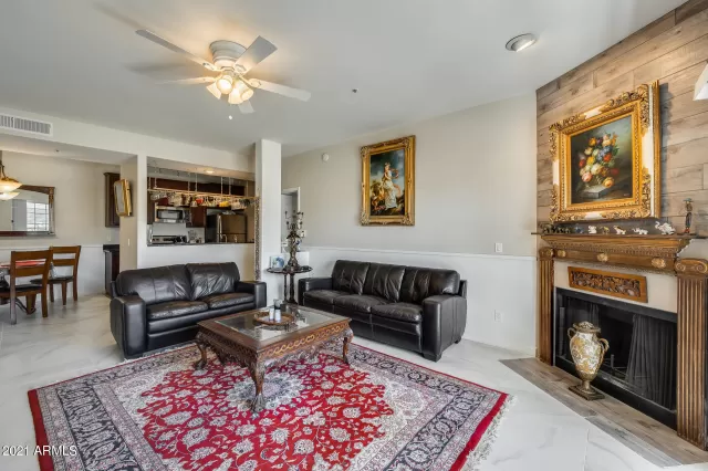 MLS: 6179924 Condo For Sale