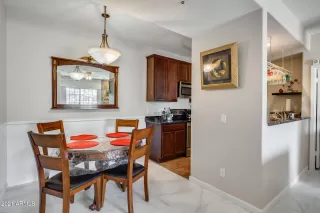 Photo #4: 6179924 Listing