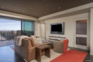 Photo #1: 6180006 Listing