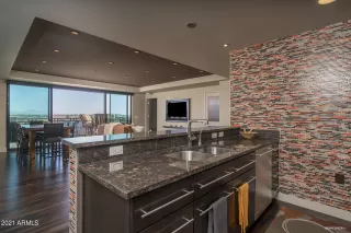 Photo #6: 6180006 Listing