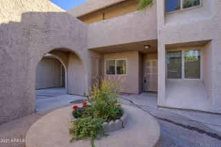 Photo #1: 6180042 Listing 