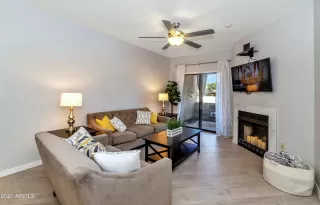 Photo #3: 6180240 Listing
