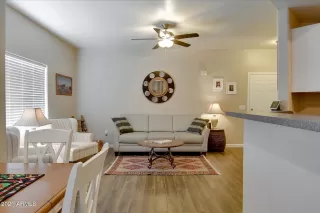 Photo #6: 6180351 Listing 