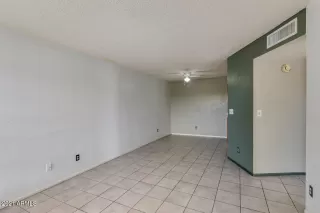 Photo #2: 6180507 Listing 