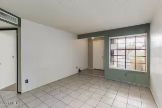 Photo #4: 6180507 Listing 