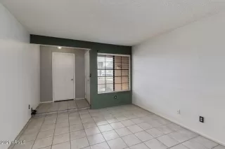 Photo #5: 6180507 Listing 