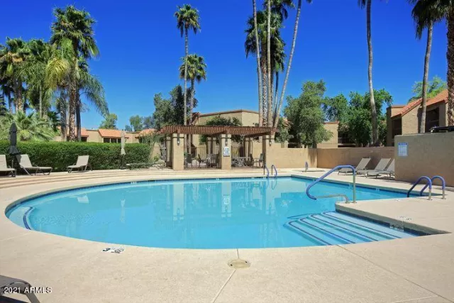 MLS: 6180667 Condo For Sale