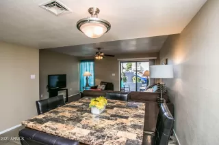 Photo #5: 6180692 Listing 