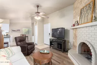 Photo #5: 6180868 Listing