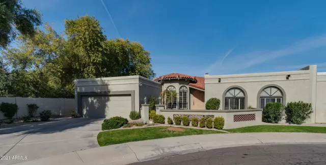 MLS: 6180907 Condo For Sale