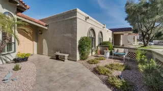 Photo #4: 6180907 Listing
