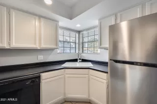 Photo #3: 6180910 Listing