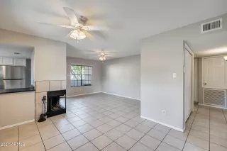 Photo #5: 6180910 Listing