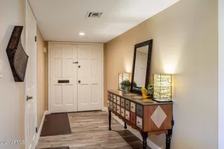 Photo #6: 6180944 Listing 