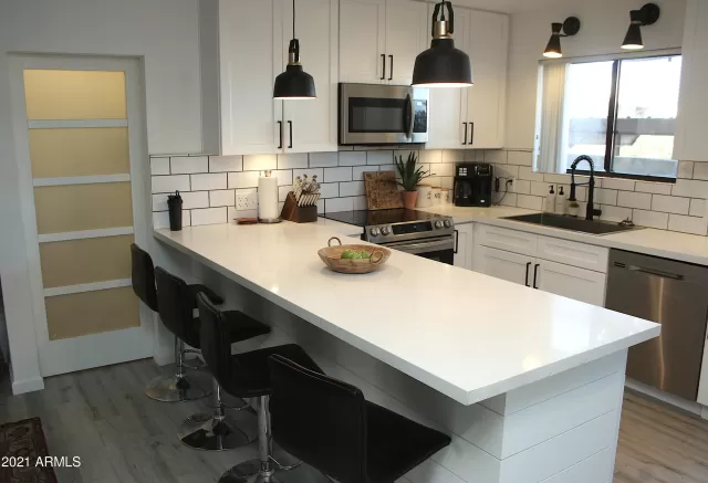 MLS: 6181061 Condo For Sale