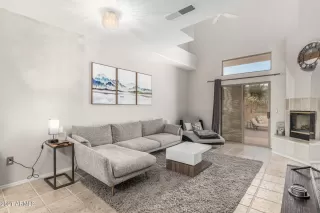 Photo #2: 6181079 Listing