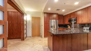 Photo #4: 6181130 Listing