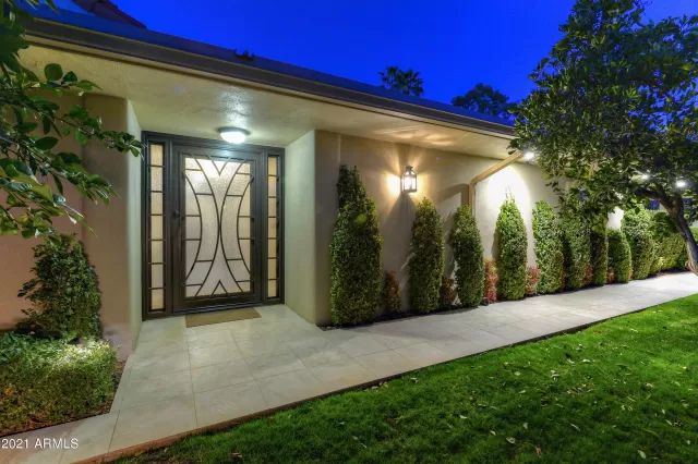 MLS: 6181164 Condo For Sale