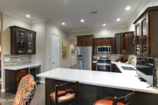 Photo #3: 6181164 Listing