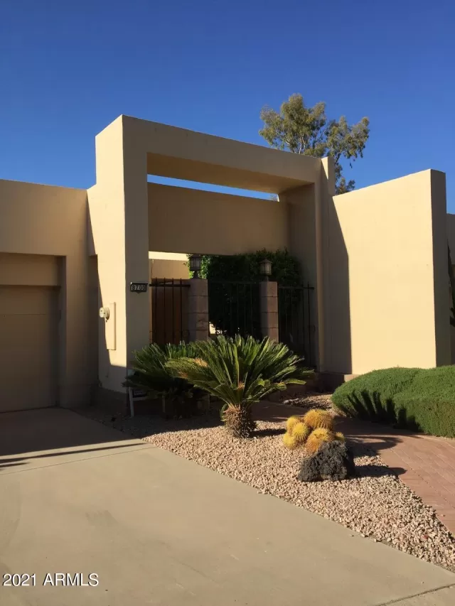 MLS: 6181408 Condo For Sale