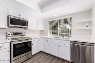 Photo #4: 6181450 Listing 