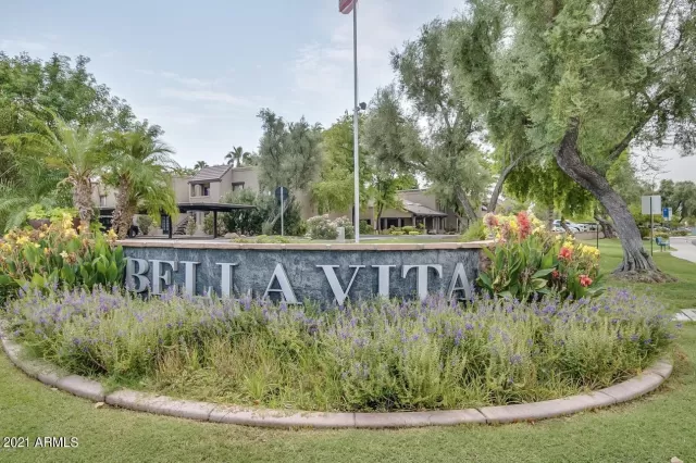 MLS: 6181475 Condo For Sale