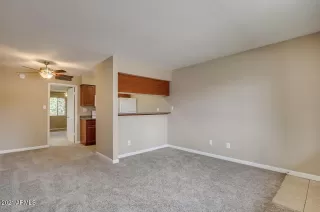 Photo #4: 6181475 Listing