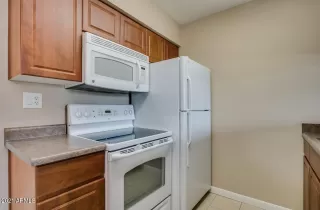 Photo #6: 6181475 Listing