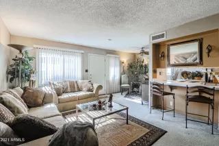 Photo #2: 6181512 Listing