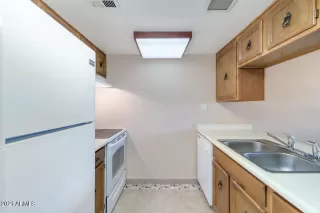 Photo #4: 6181524 Listing