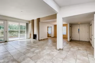 Photo #3: 6181525 Listing 