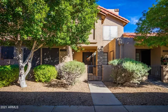 MLS: 6181583 Condo For Sale