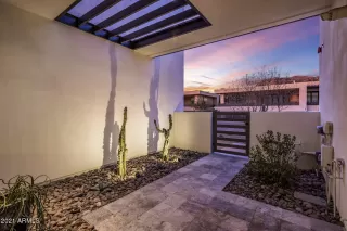 Photo #1: 6181664 Listing