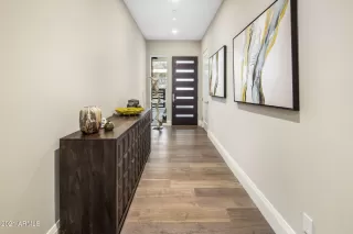 Photo #4: 6181664 Listing