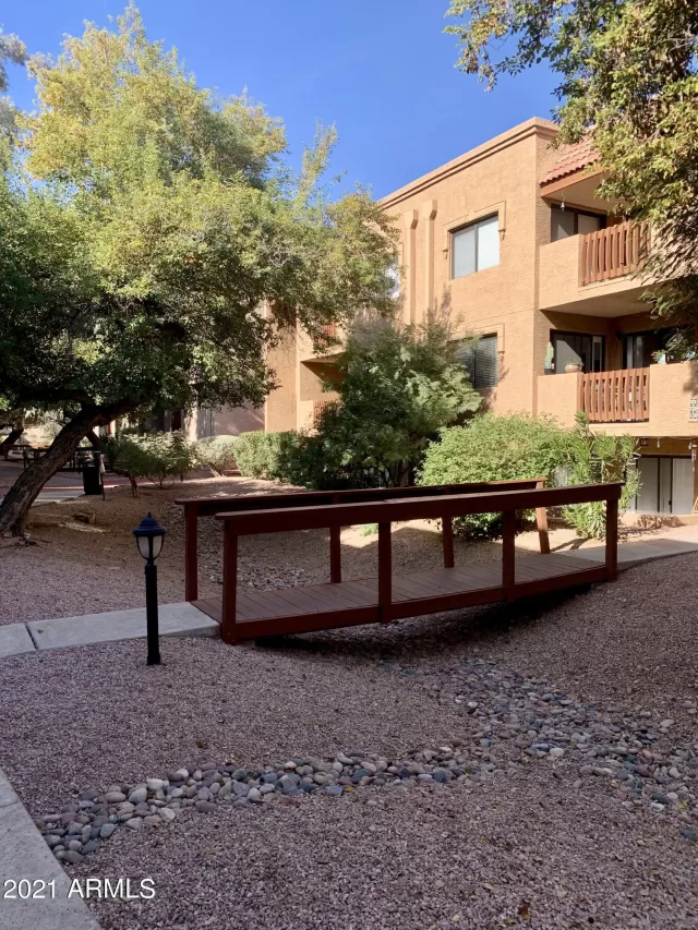 MLS: 6181834 Condo For Sale