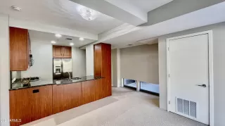 Photo #1: 6181930 Listing