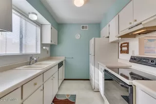 Photo #2: 6181958 Listing