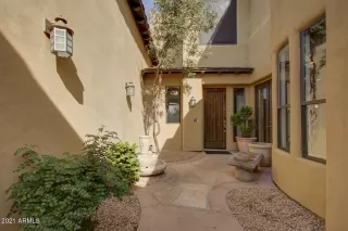 Photo #1: 6182034 Listing