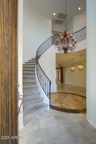 Photo #3: 6182034 Listing