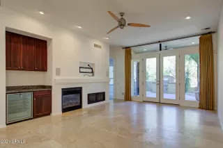 Photo #6: 6182034 Listing