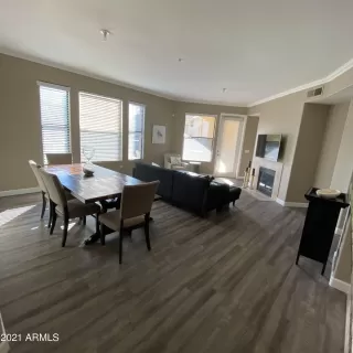 Photo #5: 6182123 Listing