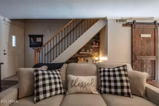 Photo #1: 6182211 Listing