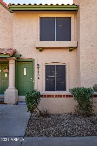 Photo #2: 6182211 Listing