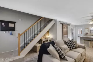 Photo #4: 6182211 Listing