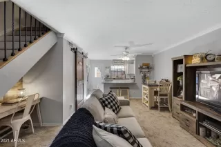 Photo #5: 6182211 Listing