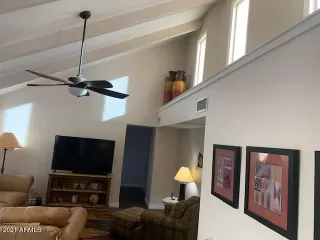 Photo #4: 6182225 Listing