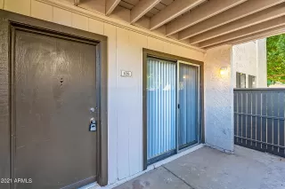 Photo #2: 6182241 Listing