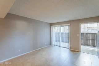 Photo #4: 6182241 Listing