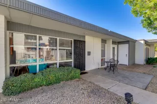 Photo #4: 6182278 Listing