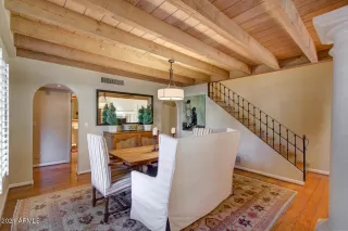 Photo #4: 6182325 Listing